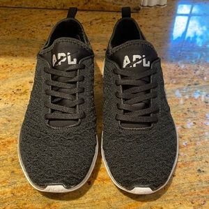 APL Techloom Phantom